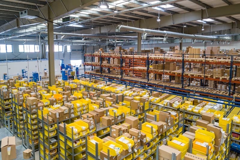 Supply Chain Traceability: From Raw Materials to the Consumer's Hands